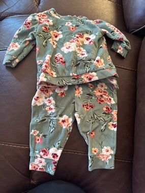 Kids Floral Green jogger Set - Cozy Two-Piece